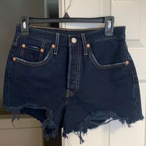 High waisted Levi’s jean shorts